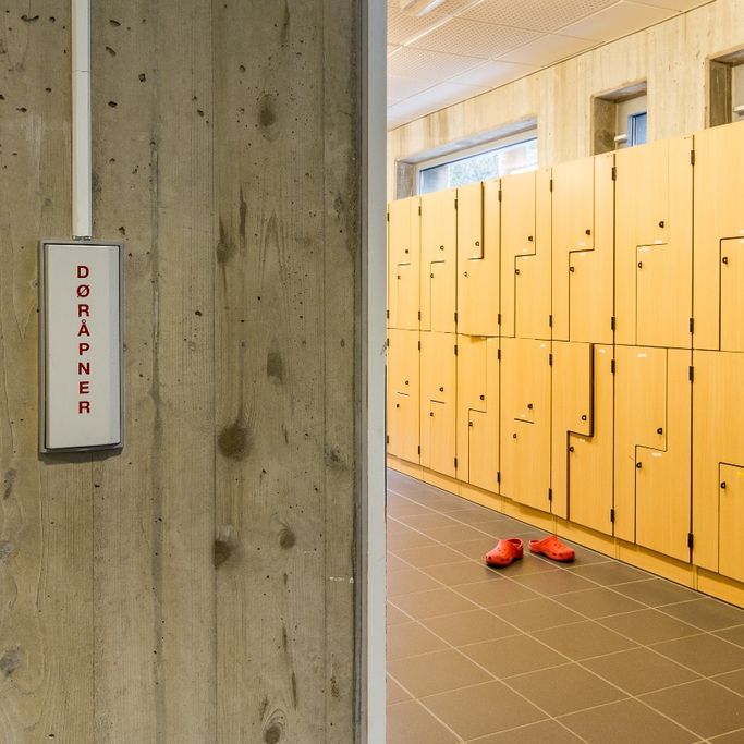 Voksentoppen skole Interiør Foto