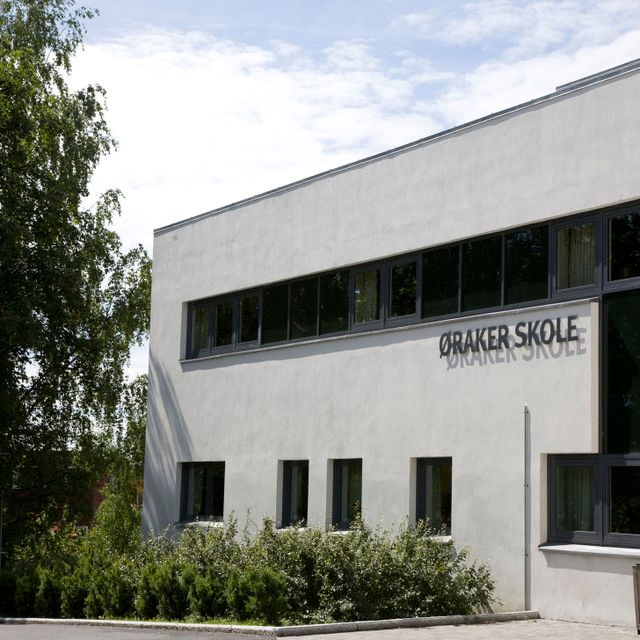 Øraker skole Eksteriør foto