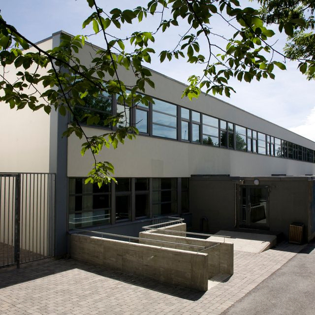 Øraker skole Eksteriør foto